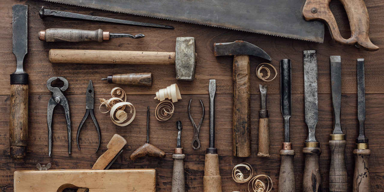 Holzwerkzeuge – Werkzeug zur Holzbearbeitung